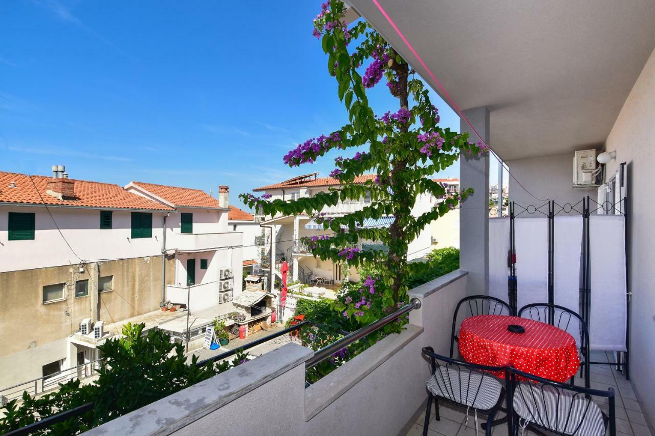 Apartmani Bernarda Makarska Exterior foto