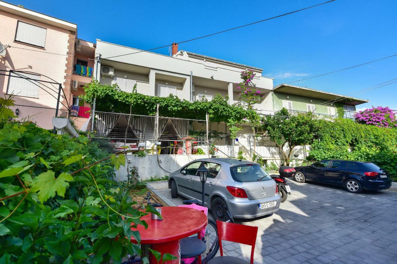 Apartmani Bernarda Makarska Exterior foto